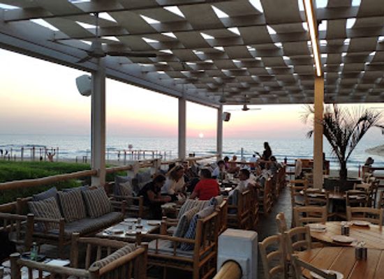 israel/haifa-beaches/restaurant/beach-club-haifa
