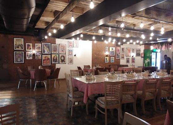 india/kanpur/swaroop-nagar/restaurant/the-leisure-hause