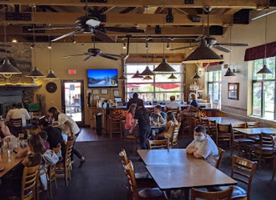 arizona/santa-catalina-mountains/restaurant/sawmill-run-restaurant
