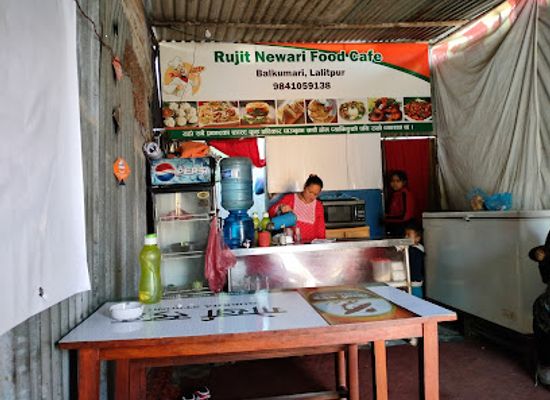 nepal/patan/restaurant/rujit-newari-food-cafe