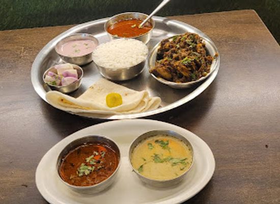 india/west-india/restaurant/hotel-tawang-parcel-kitchen