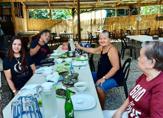 philippines/northern-mindanao/restaurant/doy-s-isda-sa-bato-sutukil-kan-anan-gusa
