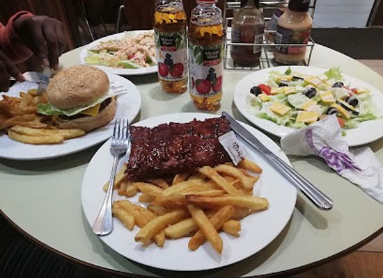 zimbabwe/matobo-national-park/restaurant/steers