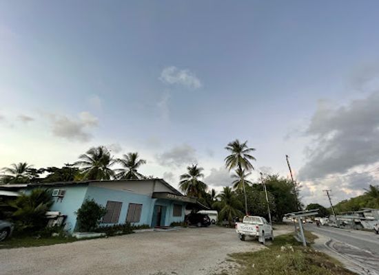 nauru/uaboe-district/restaurant/moon-river-restaurant