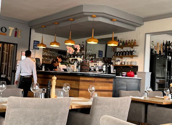 france/la-rochelle/restaurant/la-cote-rotie