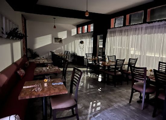 vermont/windsor-county/restaurant/bistro-midva
