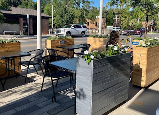 michigan/traverse-city/restaurant/modern-bird