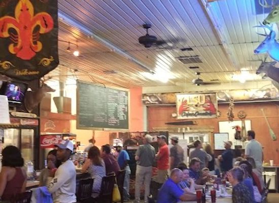 louisiana/false-river/restaurant/hot-tails