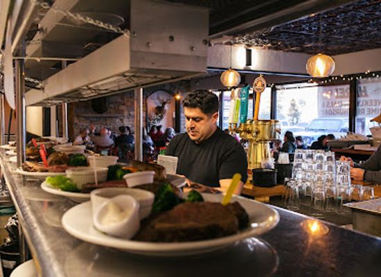 montana/the-mission-mountains/restaurant/split-rock-restaurant