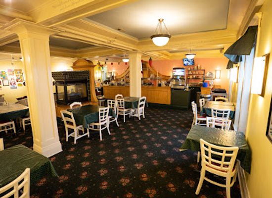michigan/mackinac-island/restaurant/amigo-burrito-cafe-at-the-murray-hotel