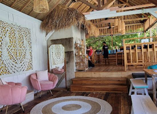 indonesia/west-nusa-tenggara/restaurant/barefoot-blondie
