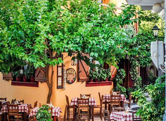 greece/skiathos/restaurant/gravisi