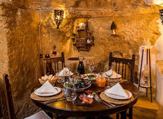 spain/costa-blanca/restaurant/las-cuevas