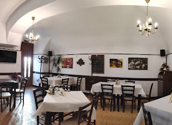 romania/botosani/restaurant/curtea-veche