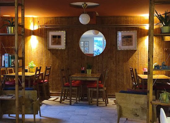 hungary/central-hungary/restaurant/dagaly-17-pizza