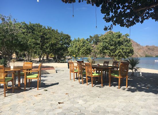 indonesia/komodo-national-park/restaurant/sylvia-resort-komodo-restoran