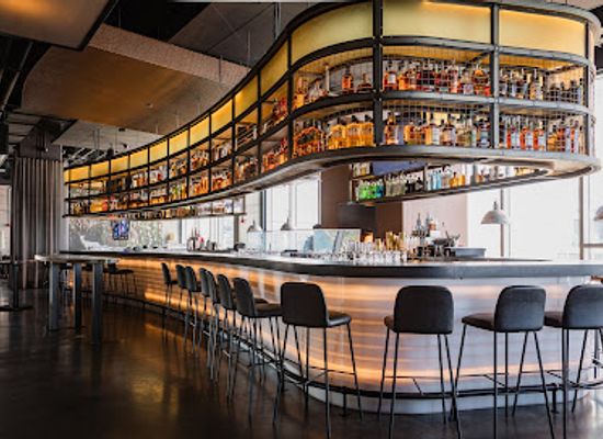 illinois/river-bend/restaurant/vu-rooftop-bar