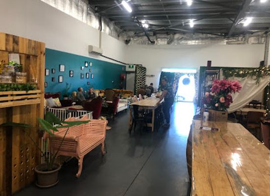 australia/atherton-tablelands/restaurant/petals-and-pinecones-p-p