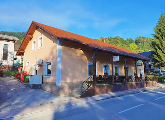 slovenia/rogaska-slatina/restaurant/okrepcevalnica-pajzlc