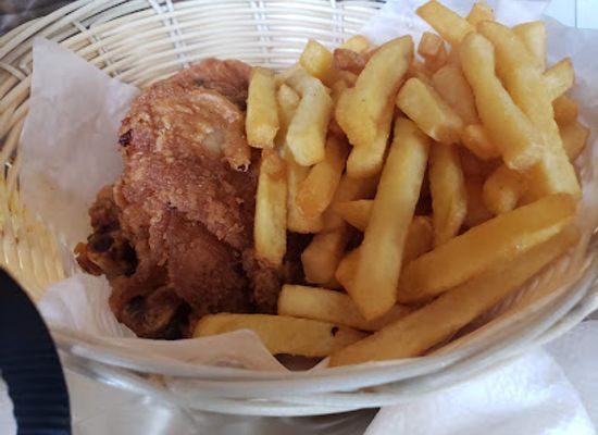 jamaica/ocho-rios/restaurant/chikkles-bestaurant