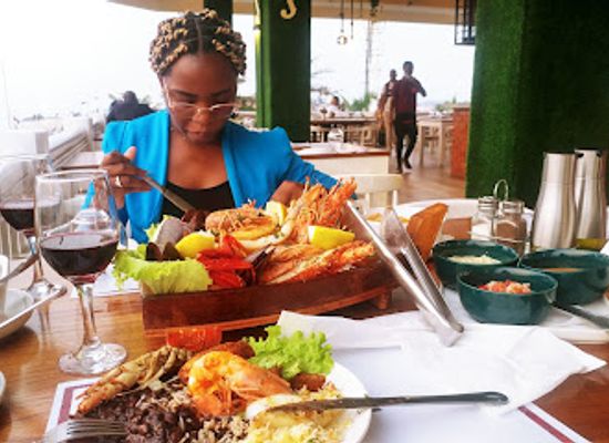 angola/cuanza-river-valley/restaurant/brick-restaurante-bar-lounge