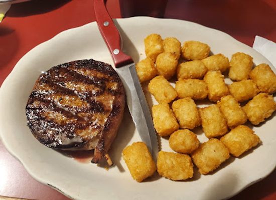 kansas/high-plains/restaurant/big-ed-s-steak-house