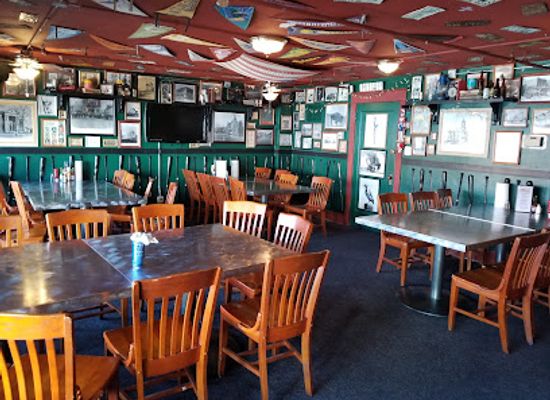 wyoming/cheyenne/restaurant/sanford-s-grub-pub