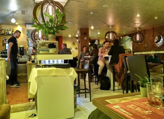 spain/madrid/chueca/restaurant/taberna-la-buha-chueca