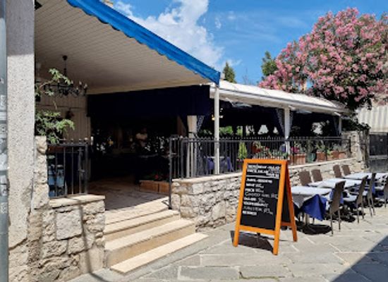croatia/pula/restaurant/la-familia