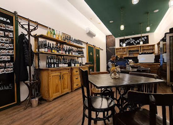 hungary/duna-ipoly-national-park/restaurant/mokka-cukka