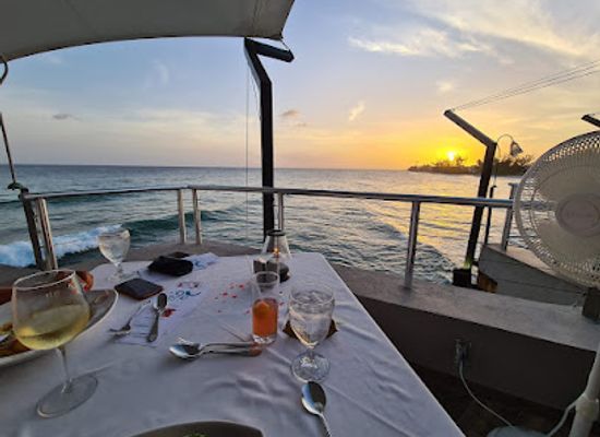 barbados/st-lawrence-gap/restaurant/champers-restaurant-barbados