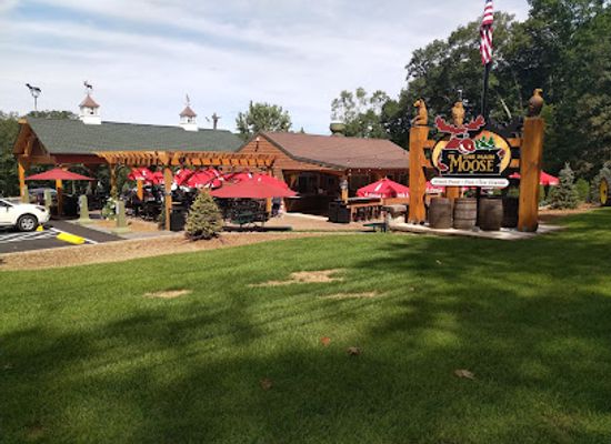 connecticut/windham-county/restaurant/the-main-moose