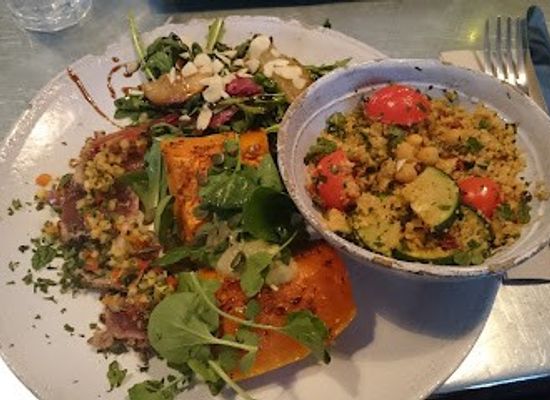 spain/madrid/chueca/restaurant/olivia-te-cuida