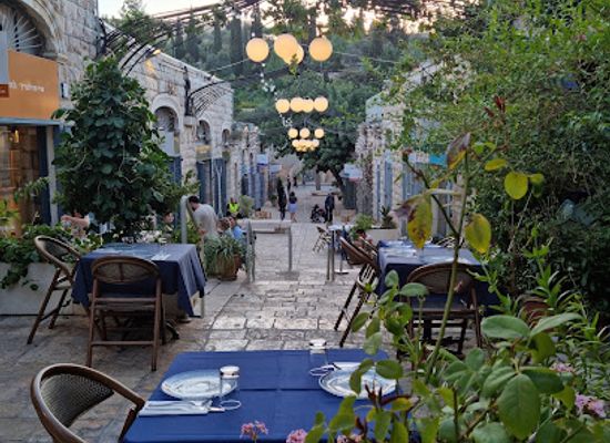 israel/jerusalem/restaurant/the-eucalyptus