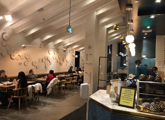 canada/toronto/restaurant/souk-tabule