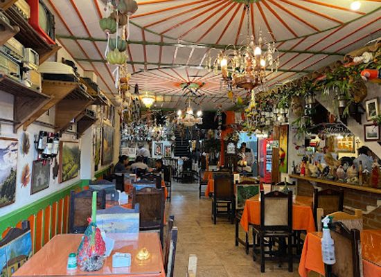 colombia/cocora-valley/restaurant/donde-laurita-en-salento