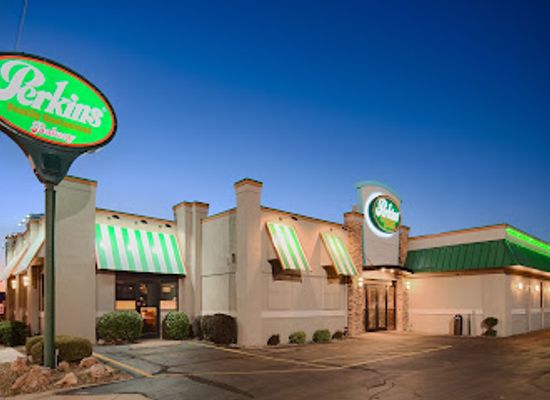kansas/great-bend-sand-prairie/restaurant/perkins-american-food-co