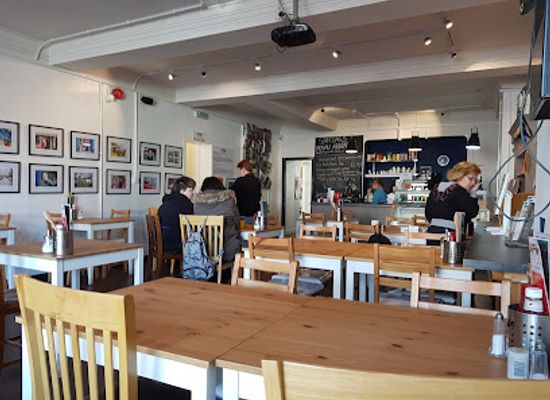 united-kingdom/caernarfonshire/restaurant/caffi-gisda