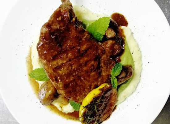 albania/pogradec-region/restaurant/smoked-duck