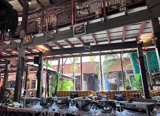 cameroon/ngog-lituba/restaurant/boukarou-lounge