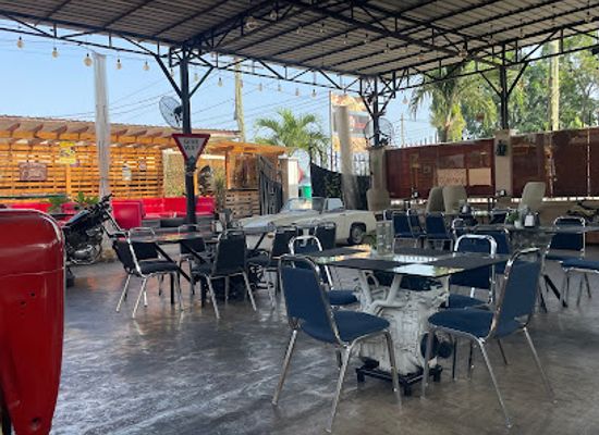 ghana/accra/east-legon/restaurant/food-garage