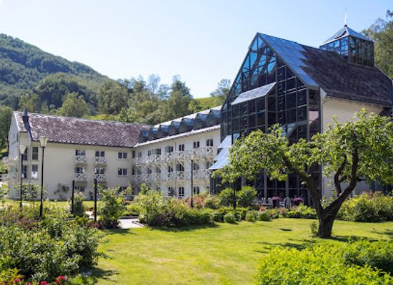 norway/sognefjord/restaurant/fretheim-hotel