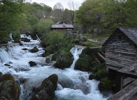 bosnia-and-herzegovina/jajce-waterfalls/restaurant/kristal
