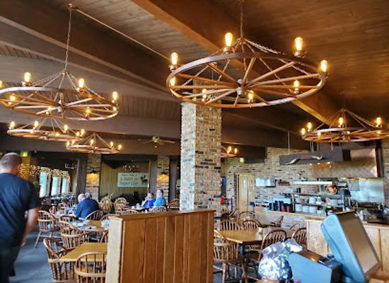 minnesota/prairie-pothole-region/restaurant/branding-iron-restaurant
