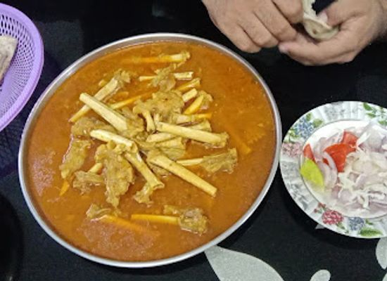 oman/masirah-island/restaurant/restaurant-pakistani-food-2