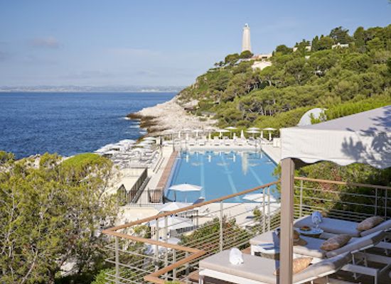 france/cote-d-azur/restaurant/club-dauphin