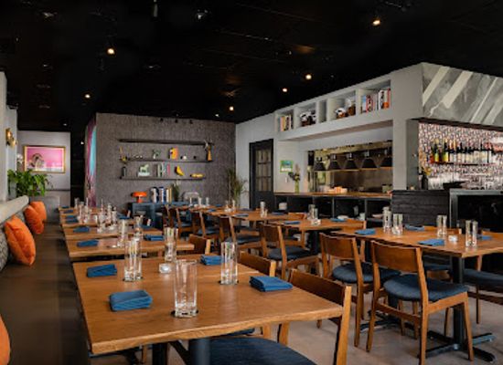 florida/miami/coral-gables/restaurant/lion-the-rambler