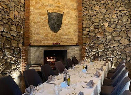kosovo/nerodime/restaurant/collection