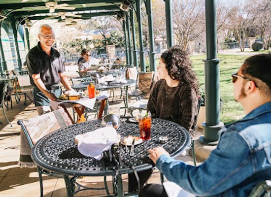 texas/south-texas/restaurant/the-guenther-house