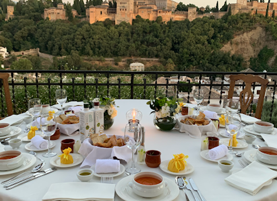 spain/granada/sacromonte/restaurant/las-tomasas